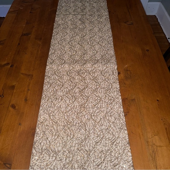 Table Runners Metallic Gold With Sequins 71X14 Used For Wedding - Picture 5 of 11